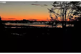 94475 Golf Course Ln, North Bend, OR 97459 - Photo 44