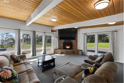 94475 Golf Course Ln, North Bend, OR 97459 - Photo 30