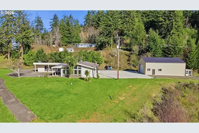 94475 Golf Course Ln, North Bend, OR 97459 - Photo 14