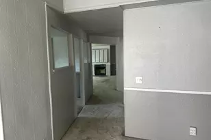 82276 Hat Rock Rd, Hermiston, OR 97838 - Photo 4