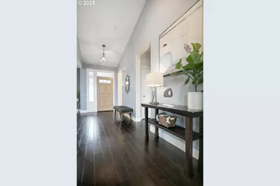 140 Nordstrom Ln, Kelso, WA 98626 - Photo 2