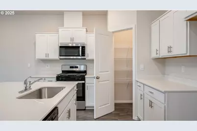 435 Pietro St NE, Salem, OR 97301 - Photo 14
