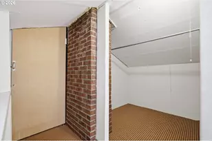 1090 Corydon St, Eugene, OR 97401 - Photo 36