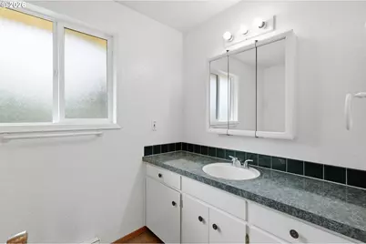 2158 N Danebo Ave, Eugene, OR 97402 - Photo 18