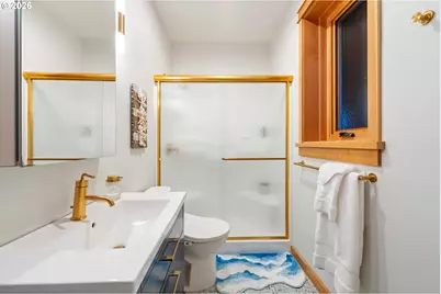 2024 Cedar Ct, North Bend, OR 97459 - Photo 44