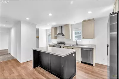 144 S 6th St, Saint Helens, OR 97051 - Photo 8