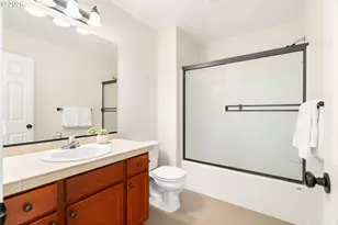 8062 SW 33rd Pl, Portland, OR 97219 - Photo 26