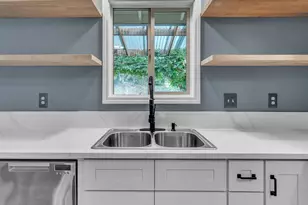 218 NW Ash St, McMinnville, OR 97128 - Photo 12