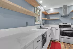 218 NW Ash St, McMinnville, OR 97128 - Photo 14