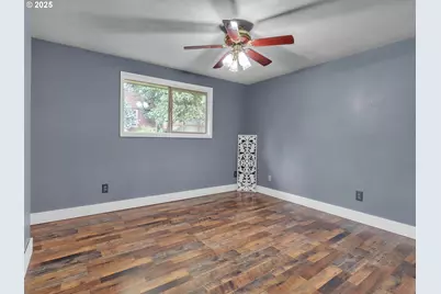 218 NW Ash St, McMinnville, OR 97128 - Photo 24