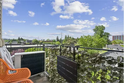 5321 NE Irving St #E, Portland, OR 97213 - Photo 16