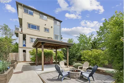 5321 NE Irving St #E, Portland, OR 97213 - Photo 2