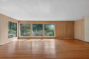 1305 SW Upland Dr, Portland, OR 97221 - Photo 6