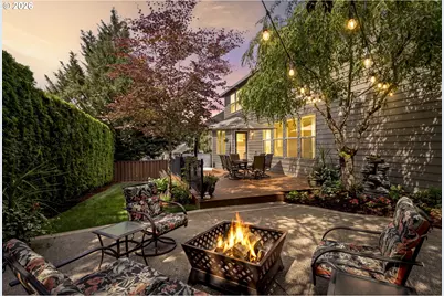 1099 SE Mimosa Dr, Gresham, OR 97080 - Photo 2