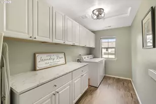 1099 SE Mimosa Dr, Gresham, OR 97080 - Photo 44