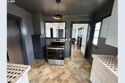 1066 S 8th St, Coos Bay, OR 97420 - Photo 18