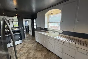 1066 S 8th St, Coos Bay, OR 97420 - Photo 16