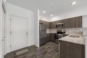 17137 SW Appledale Rd, Beaverton, OR 97007 - Photo 2