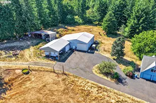 4384 NE Crooked Finger Rd, Scotts Mills, OR 97375 - Photo 34