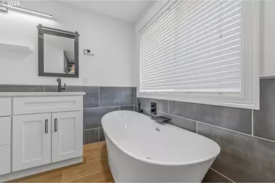 4713 NE 48th St, Vancouver, WA 98661 - Photo 16