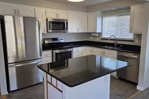 94044 Azalea Ln, Gold Beach, OR 97444 - Photo 4