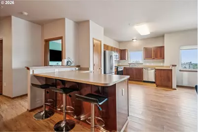 15320 NW Central Dr #214, Portland, OR 97229 - Photo 12