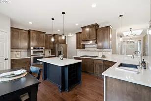 18704 SE 11th St, Vancouver, WA 98683 - Photo 18