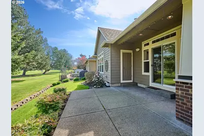 693 Fairwood Cres, Woodburn, OR 97071 - Photo 34