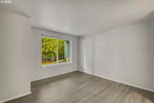 17580 NW Springville Rd, Portland, OR 97229 - Photo 18