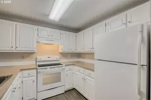 17580 NW Springville Rd, Portland, OR 97229 - Photo 4