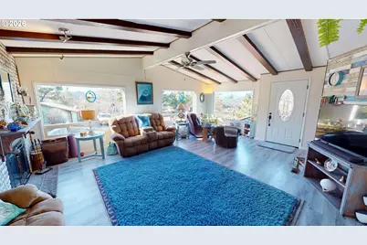 30235 Eagleview Dr, Gold Beach, OR 97444 - Photo 6