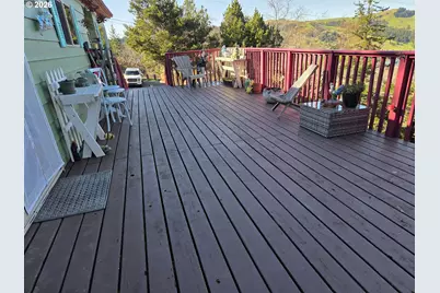30235 Eagleview Dr, Gold Beach, OR 97444 - Photo 30