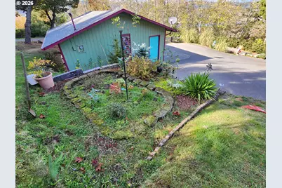 30235 Eagleview Dr, Gold Beach, OR 97444 - Photo 36
