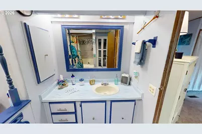 30235 Eagleview Dr, Gold Beach, OR 97444 - Photo 22