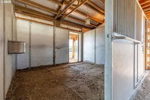 7140 Jake Rd, Klamath Falls, OR 97601 - Photo 38