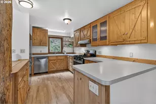 93537 Deadwood Creek Rd, Deadwood, OR 97430 - Photo 18