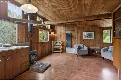93537 Deadwood Creek Rd, Deadwood, OR 97430 - Photo 32