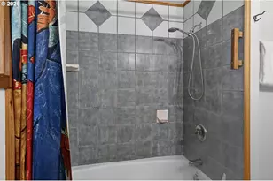 93537 Deadwood Creek Rd, Deadwood, OR 97430 - Photo 22