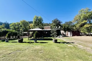 617 Poison Oak Dr, Winston, OR 97496 - Photo 1