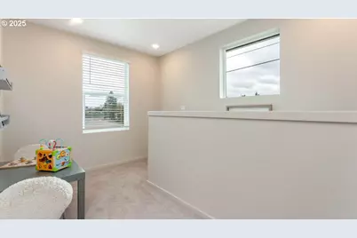 105 Greencrest St NE, Salem, OR 97301 - Photo 18