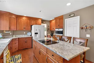 1279 SW Russ Ln, McMinnville, OR 97128 - Photo 12