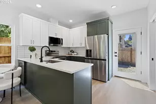 6914 N Swift St, Portland, OR 97203 - Photo 10