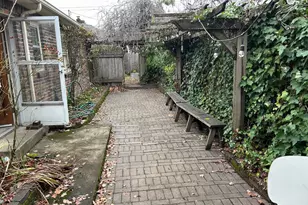 2031 Hilyard St, Eugene, OR 97405 - Photo 2
