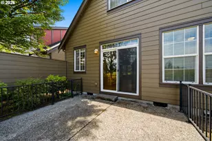 738 NE 73rd Ave, Hillsboro, OR 97124 - Photo 42