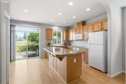 738 NE 73rd Ave, Hillsboro, OR 97124 - Photo 16