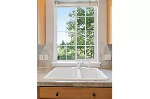 738 NE 73rd Ave, Hillsboro, OR 97124 - Photo 22
