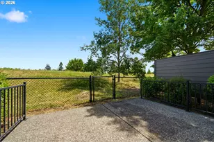 738 NE 73rd Ave, Hillsboro, OR 97124 - Photo 44