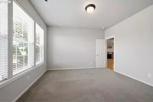 738 NE 73rd Ave, Hillsboro, OR 97124 - Photo 30