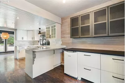 16335 SW Sylvan Ct, Portland, OR 97224 - Photo 18