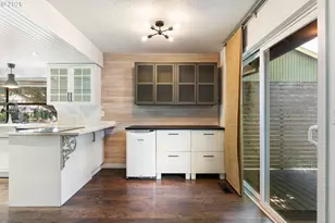 16335 SW Sylvan Ct, Portland, OR 97224 - Photo 12